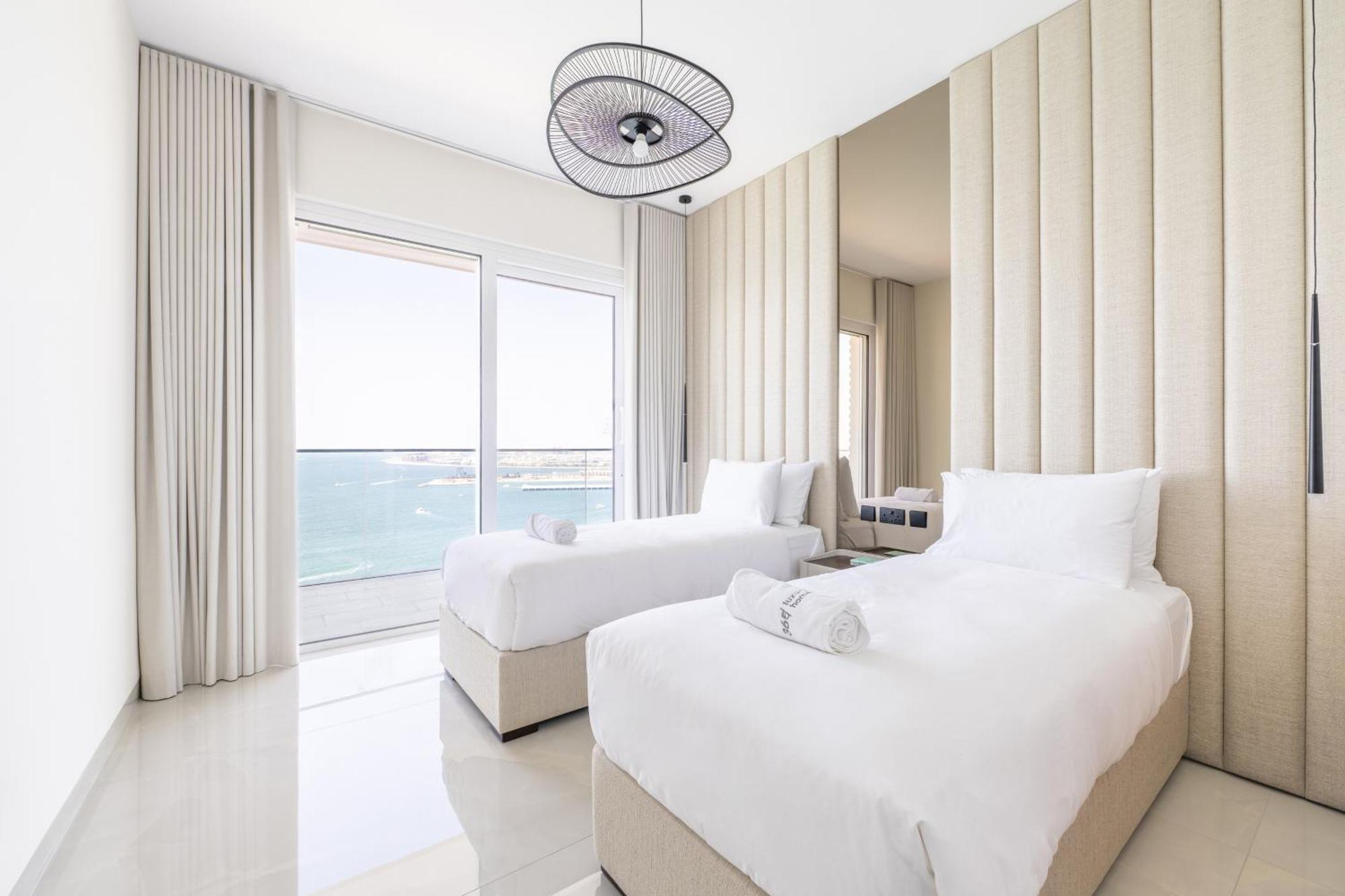 Apartment Luxury Coastal Escape - Bright 3br - La Vie Jbr *